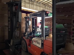 Nastro di schiuma resistente all'acqua per applicazioni marine e navali