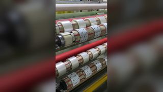 Pellicola laminata a freddo opaca, adesivo forte