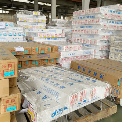 Un buon prezzo. Film di laminazione a freddo senza fondo BOPP Matte Cold Laminate Film facile da usare in linea