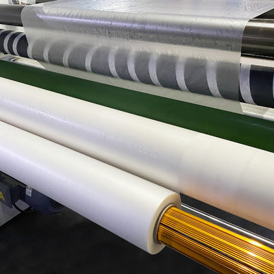 Un buon prezzo. Film di laminazione a freddo senza fondo adesivo acrilico OPP in linea