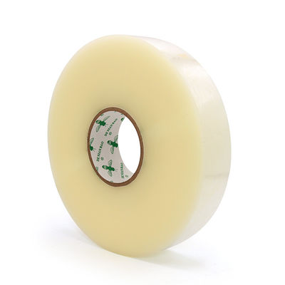 Un buon prezzo. Nastro trasparente resistente all'acqua per la riparazione, la decorazione e l'imballaggio in linea