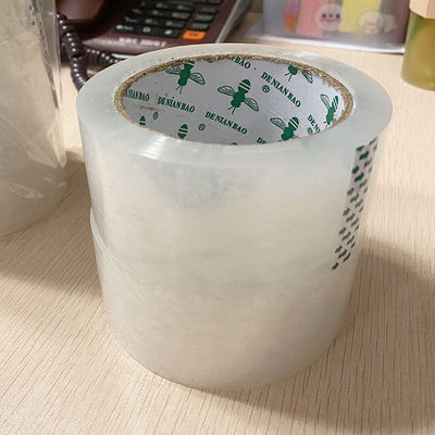 Un buon prezzo. Produttore di nastri adesivi acrilici monolizzati per scatole di imballaggio in linea