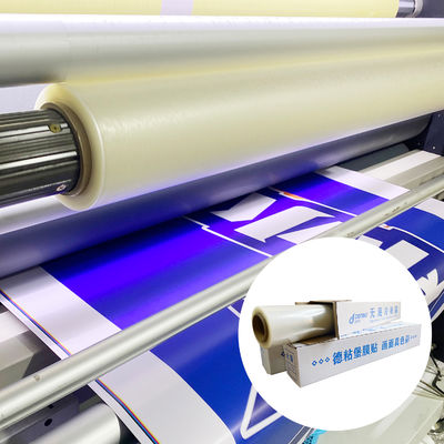 Un buon prezzo. Scopri i vantaggi della pellicola di laminazione a freddo senza fondo CPP per imballaggi in linea