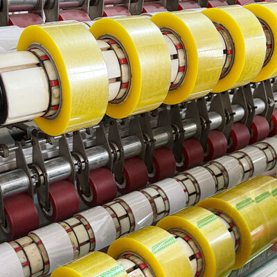 Un buon prezzo. Nastro di tenuta adesivo BOPP di alta qualità trasparente giallo trasparente In linea